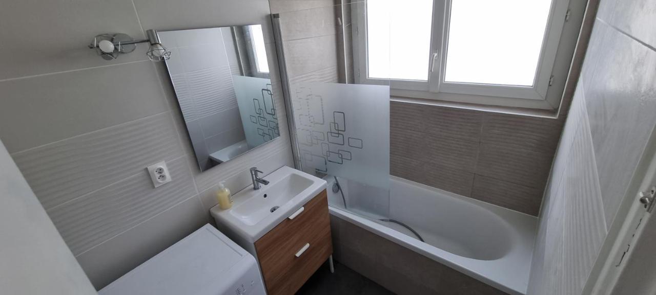 Logement Refait A Neuf - Clim & Parking Prive Монпелие Екстериор снимка